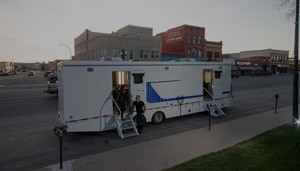 High-performance mobile solutions for film production, live broadcasting, and telecommunication setups, with tailored designs for functionality, comfort, and reliability.